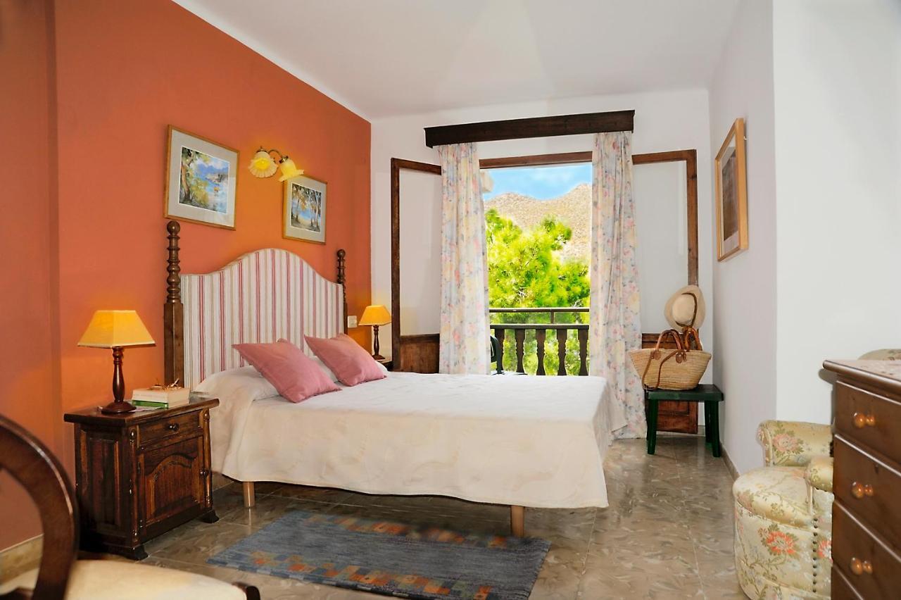 Cala de Sant Vicenc Hostal Los Pinos المظهر الخارجي الصورة